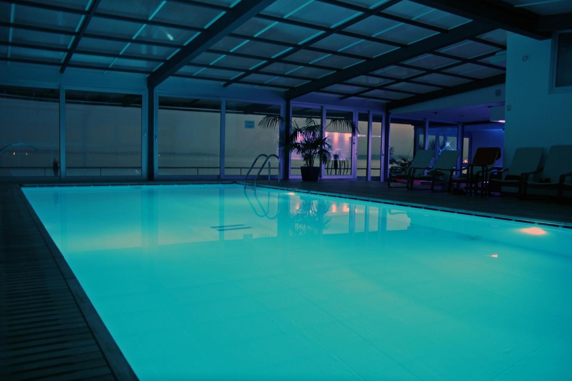 פודסטראנה Hotel Jona מראה חיצוני תמונה