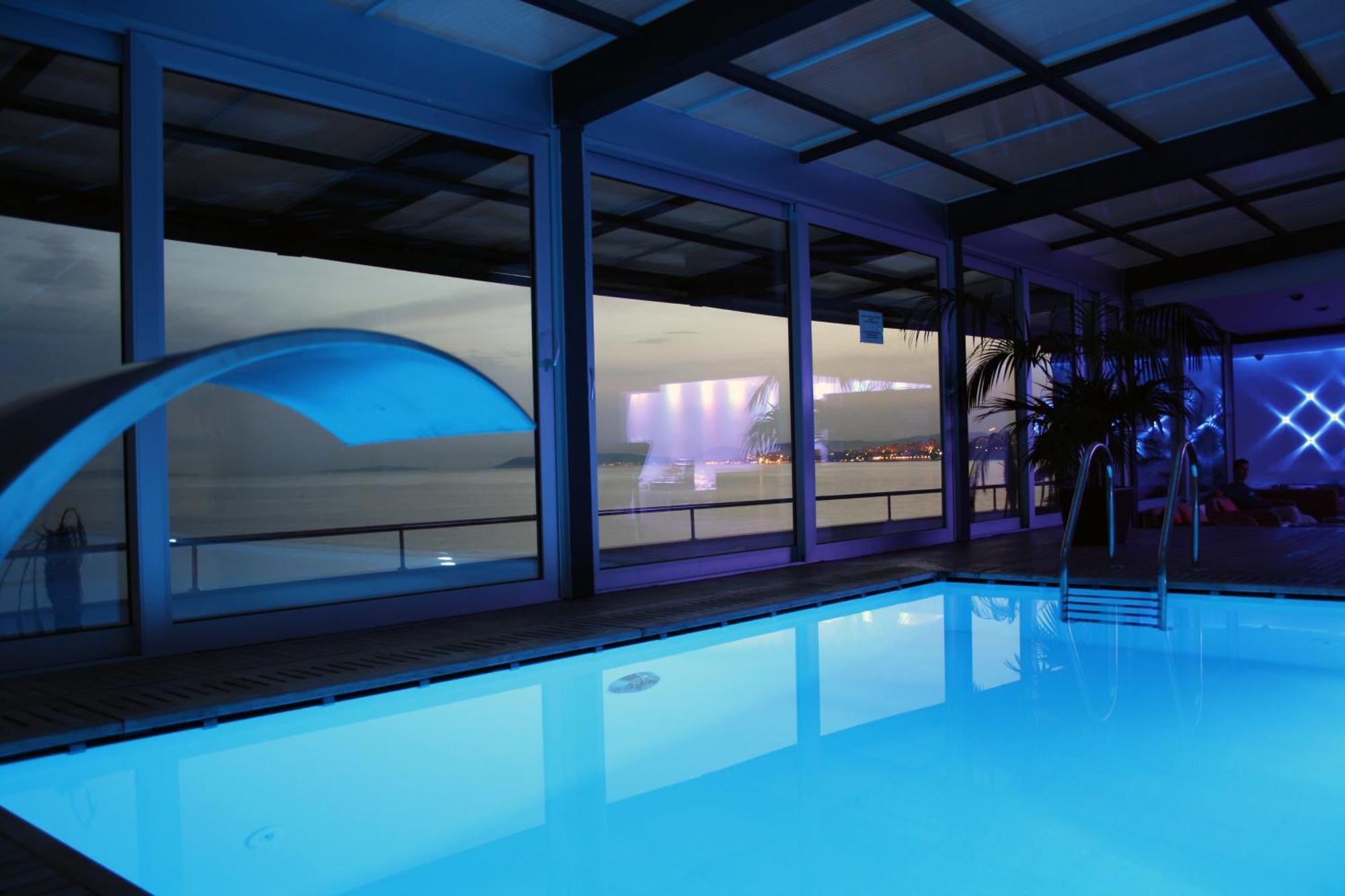 פודסטראנה Hotel Jona מראה חיצוני תמונה