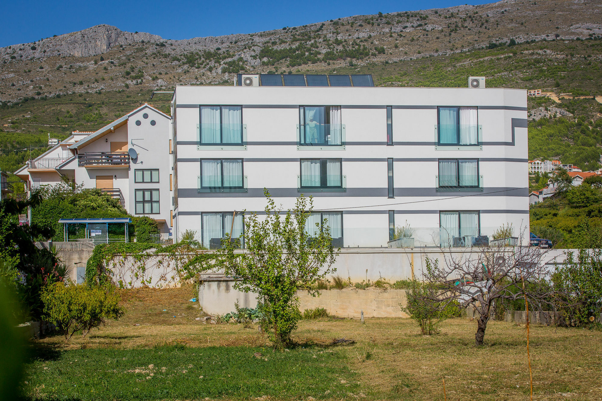 פודסטראנה Hotel Jona מראה חיצוני תמונה