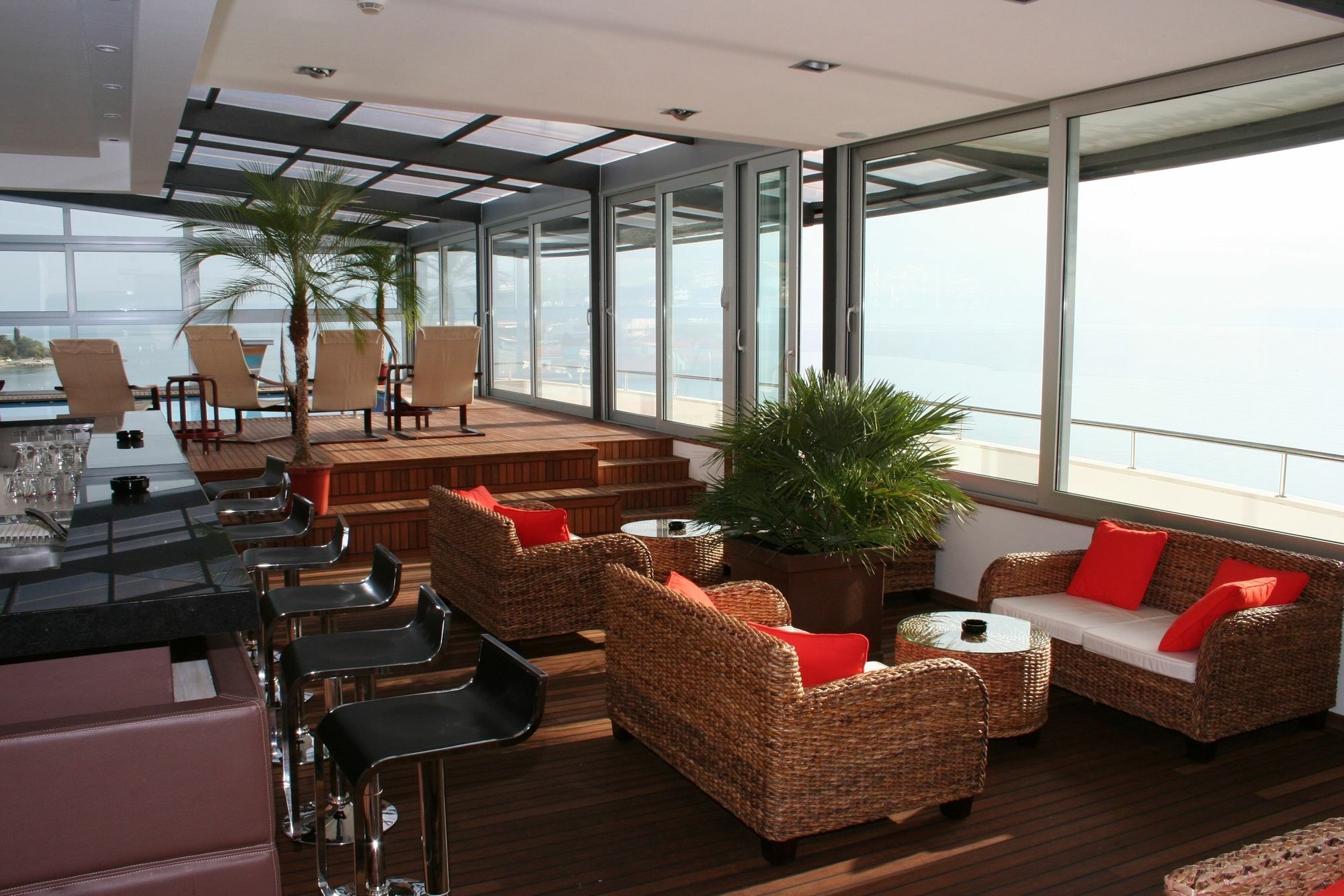 פודסטראנה Hotel Jona מראה חיצוני תמונה